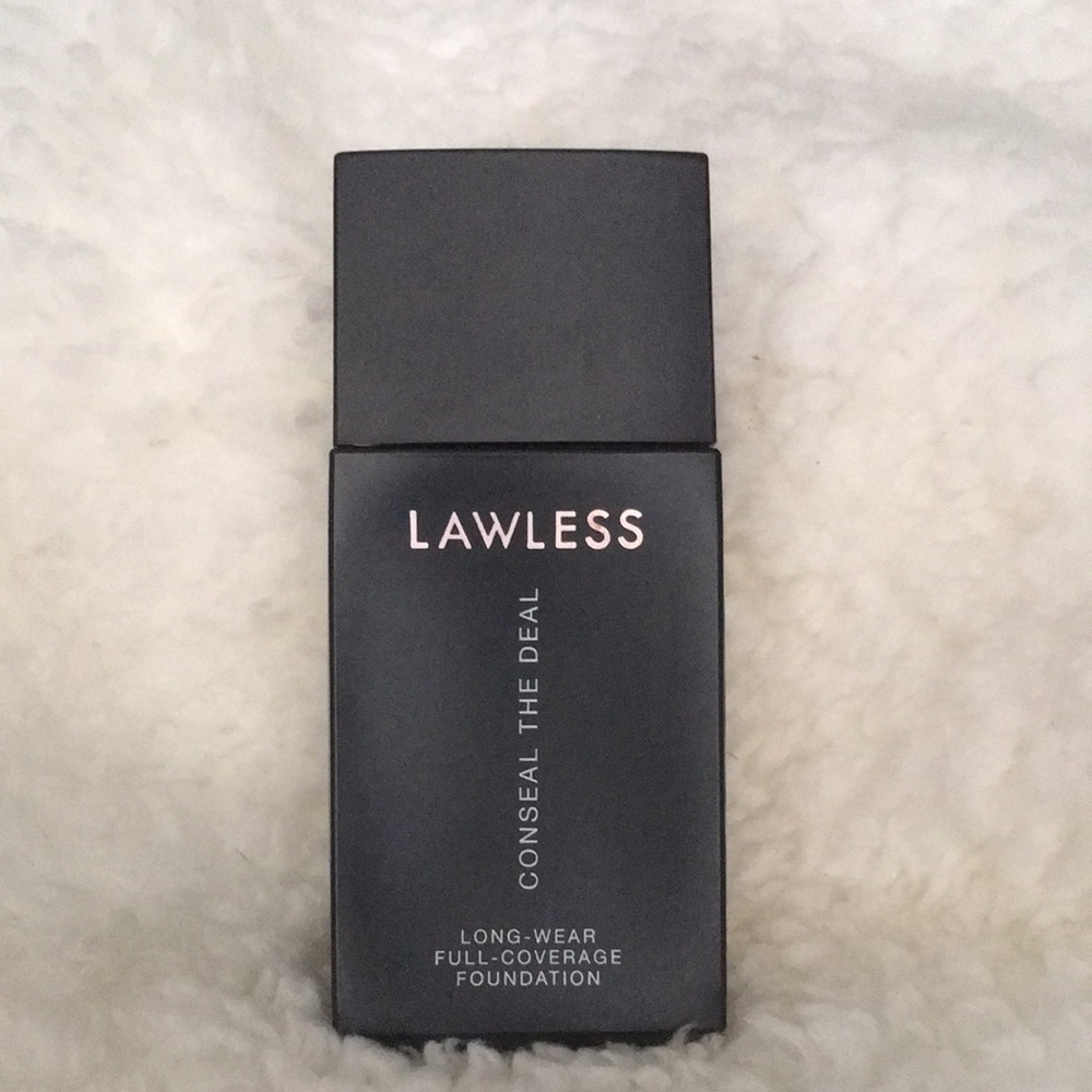 Lawless Conseal the Deal Longwear Foundation in Sunlight
